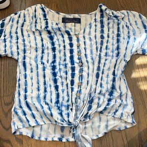 Blue rain white and blue summer top